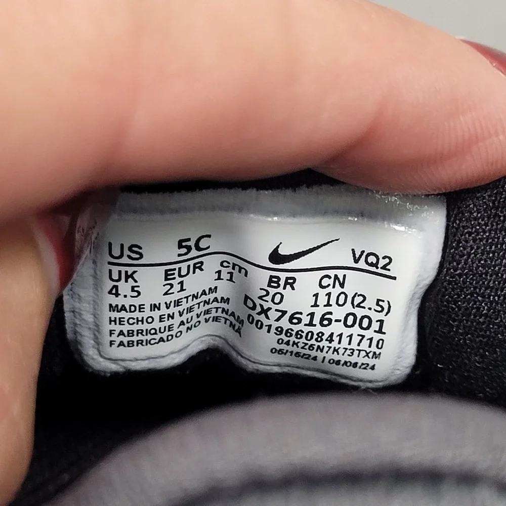 Nike Star Runner 4 NN TD Black White Kids Baby Toddler Sneakers  Size 5C